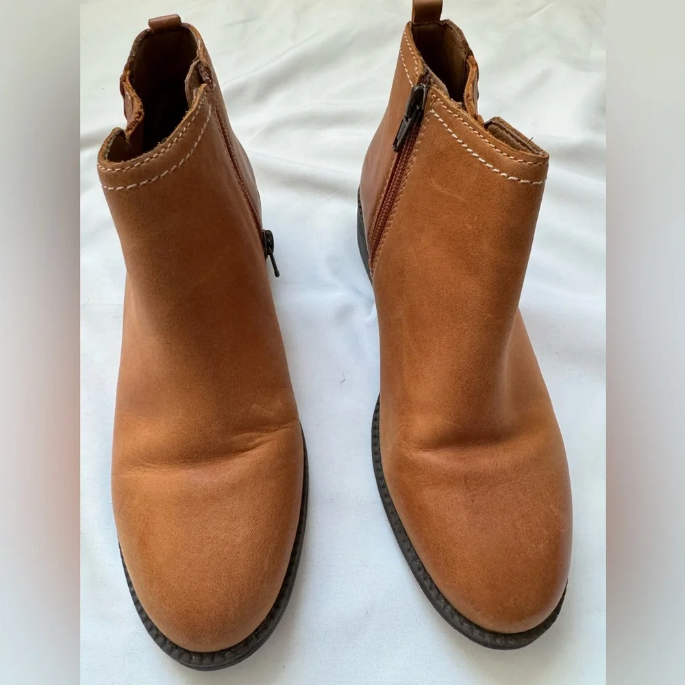 Sperry Ankle Booties - Picture 2 of 6